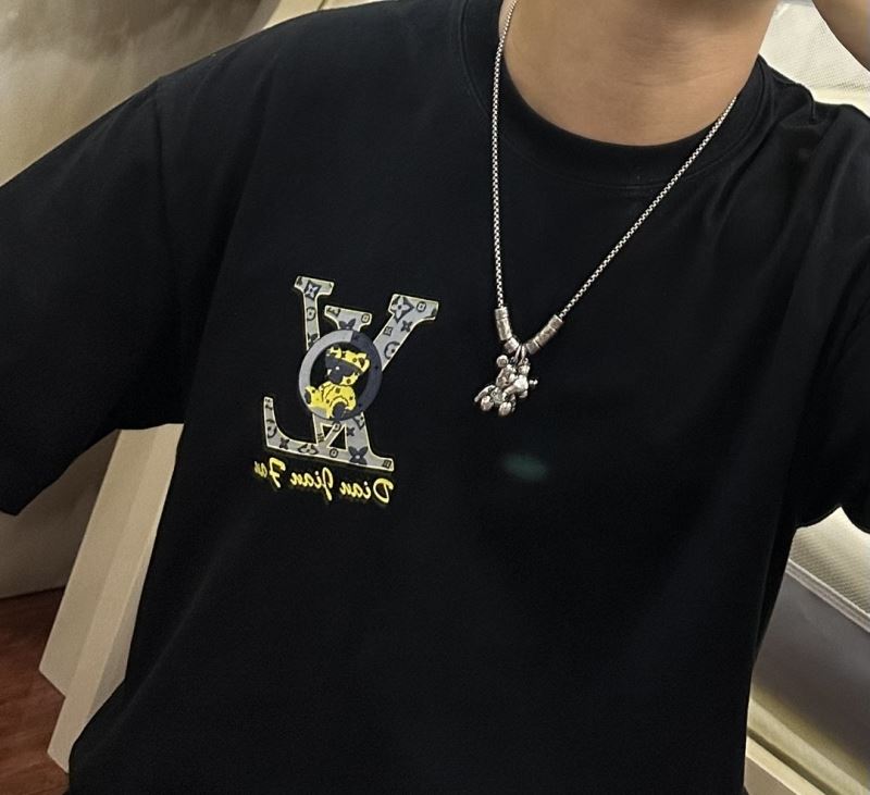 Louis Vuitton Necklaces